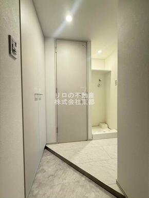 玄関から見たお部屋です☆