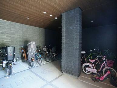 防犯カメラ・エレベーター付の積水ハウス施工の賃貸マンションです。