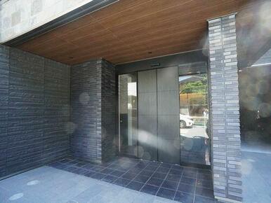 防犯カメラ・エレベーター付の積水ハウス施工の賃貸マンションです。