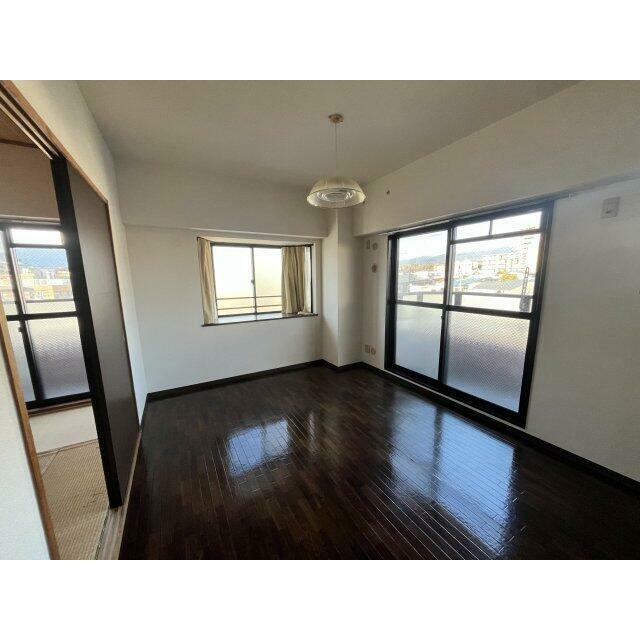 窓が多く明るいですね