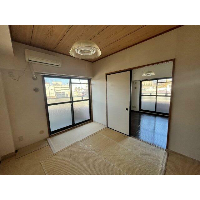 柔らかい畳が心地よい和室