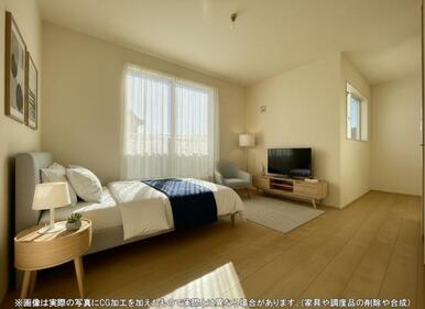 お部屋からバルコニーに出られるので洗濯物や布団などをすぐ干せ取込みも楽にできます！