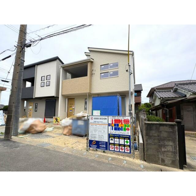 外観写真（(2)号棟）5月31日撮影