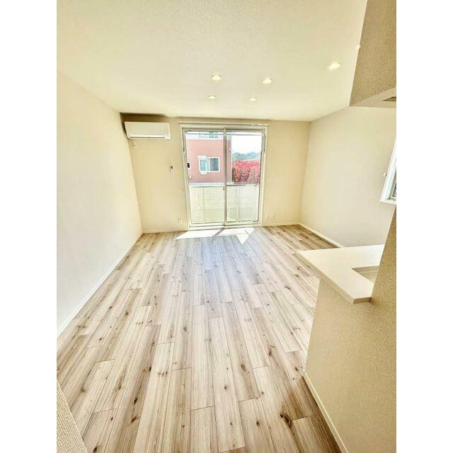 apartment 塩田町大字真崎