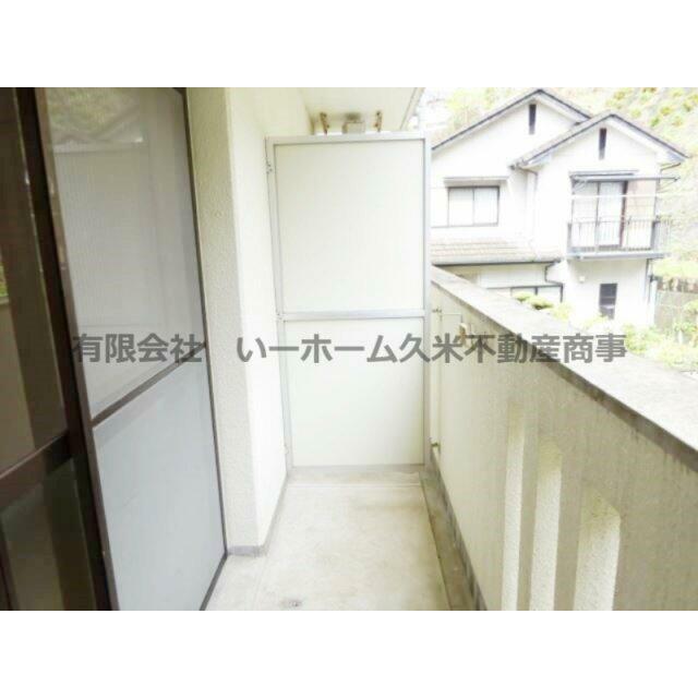 お洗濯にも便利なバルコニー付き