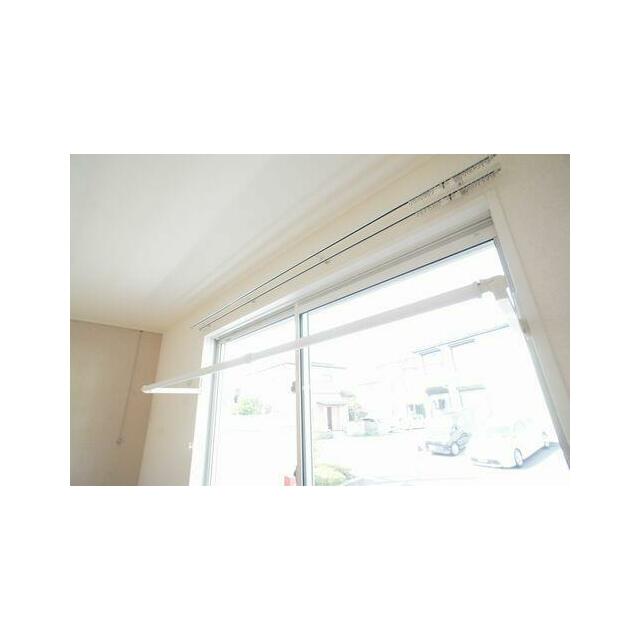 【フレクリーン】部屋干しに便利な室内物干付きで雨の日や外出時も安心して洗濯物が干せます◎使わないと…