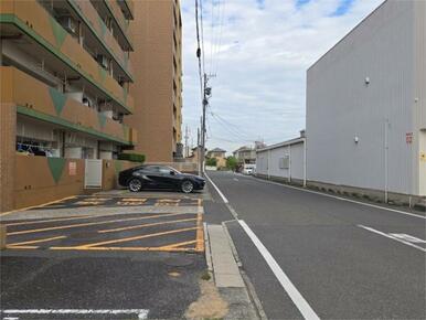 前面道路です。