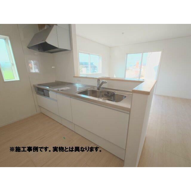 完成予想図 リビングまで見渡せる開放感、配膳・片付けのしやすい便利な対面式キッチンです。