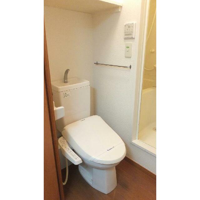 温水洗浄便座機能付き