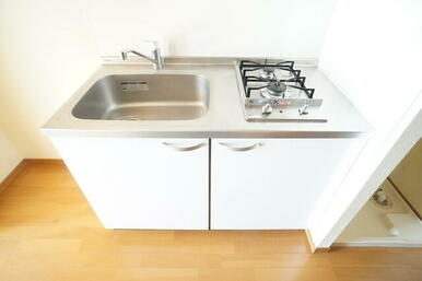 ２口ガスコンロ設置済！お引越し後すぐにお料理できます！