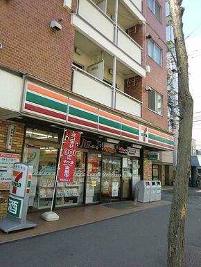 ローソン　徒歩２分