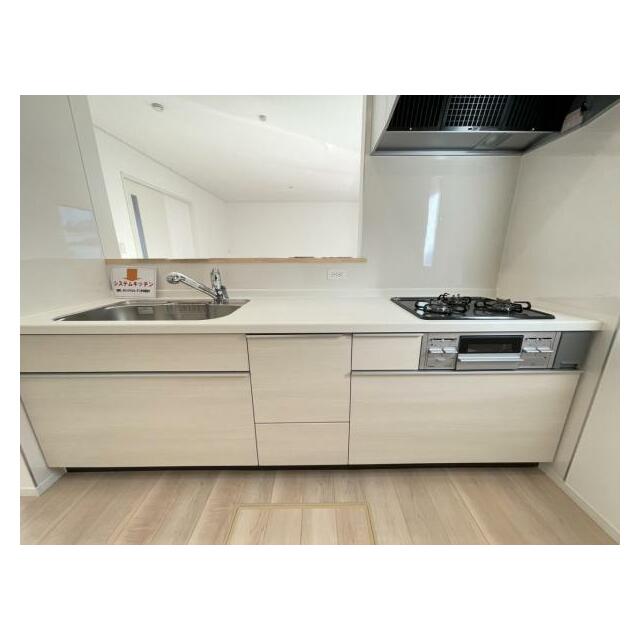 家族の顔が見えるカウンターキッチン！配膳や片付けも楽にできますね＾＾