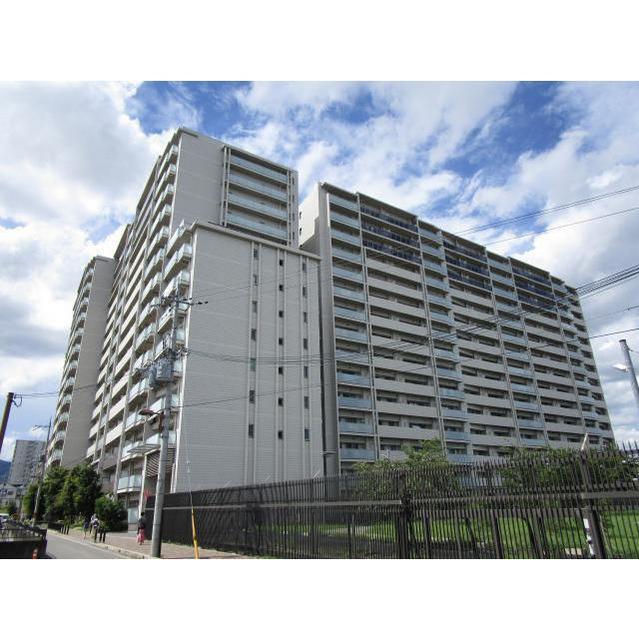 京都桂川つむぎの街グランスクエア