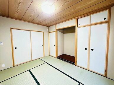 「和室」１階北側６帖和室の様子です。