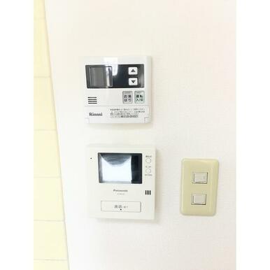 写真は他の部屋です。現況優先とさせて頂きます。