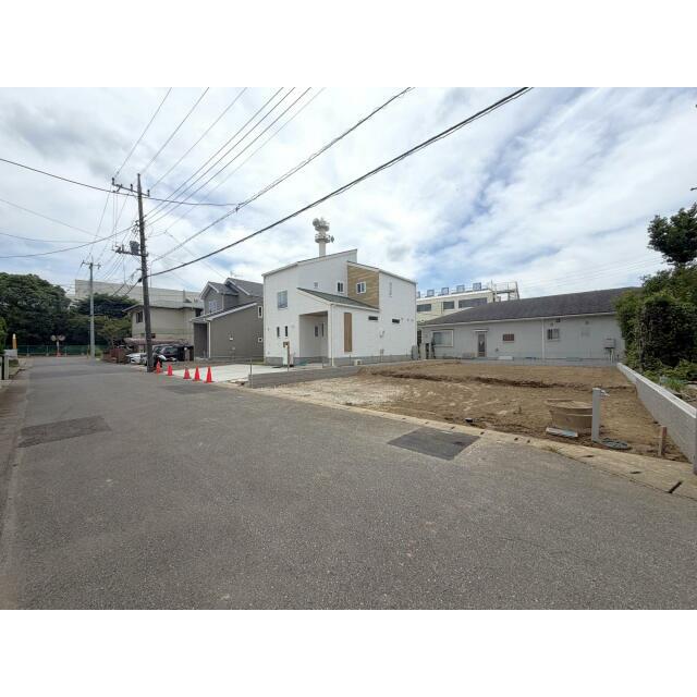 販売現地