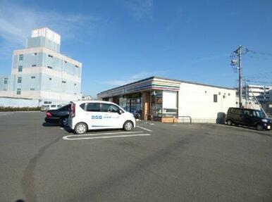 セブンイレブン昭和町河西店