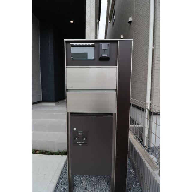 3号棟 宅配ボックス付きポスト