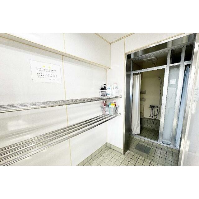 シャワールーム