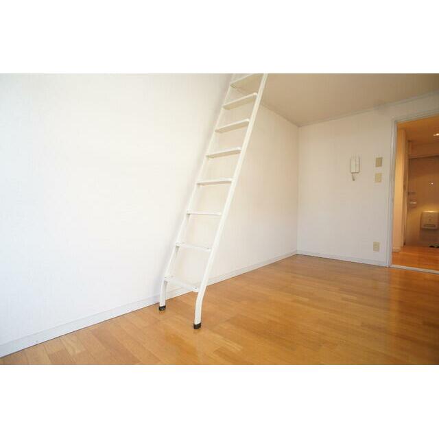 落ち着いた雰囲気は寝室にぴったり♪