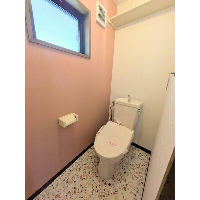 ★★トイレは嬉しい洗浄機能付き便座です♪★★