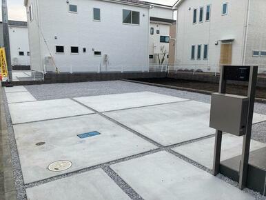 やっぱり車は生活必需品。だからこそ駐車場は必須！（1号棟）