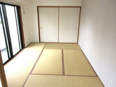 他の部屋の写真を使用しています