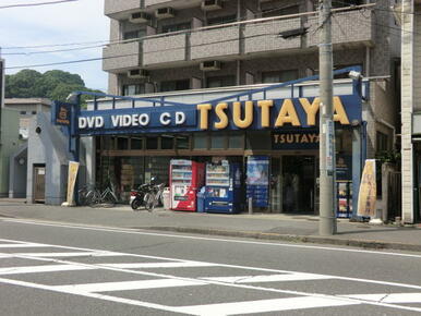 ＴＳＵＴＡＹＡ衣笠店