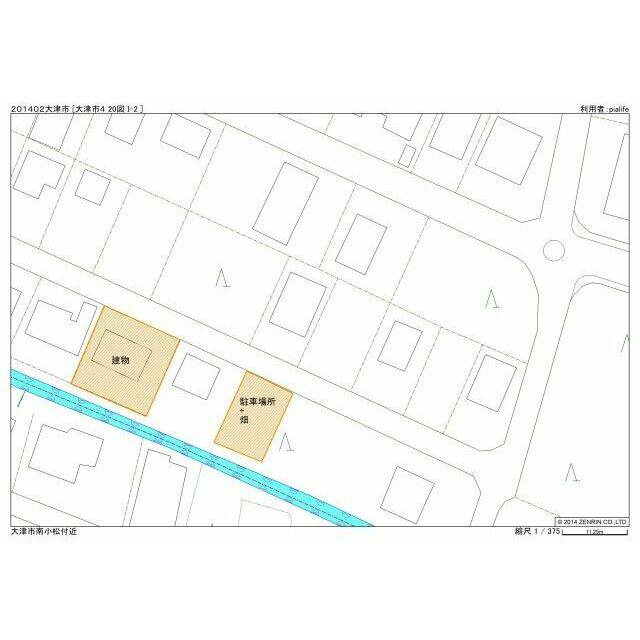 建物敷地と近隣の駐車・畑用土地のセット販売です