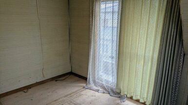 個人の部屋や寝室として使える洋室です