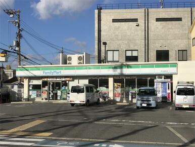 ファミリーマート　堺七道東町店