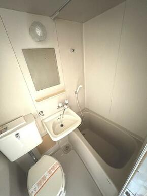 お手入れしやすいバスルーム