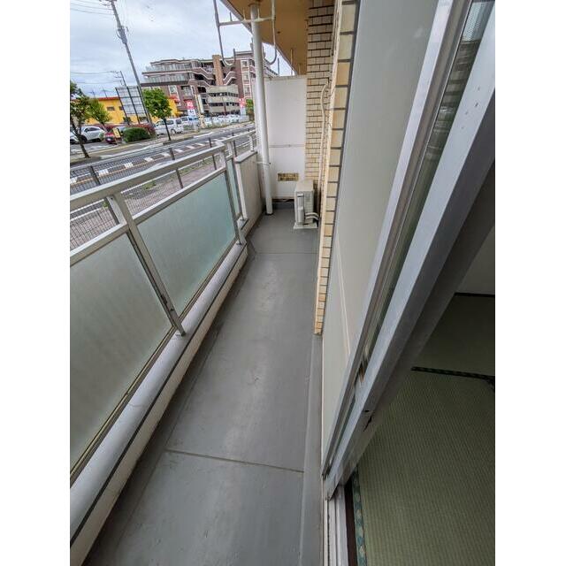 外にも洗濯物が干せます
