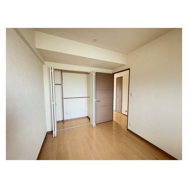 「洋室」全室収納スペースがございます。