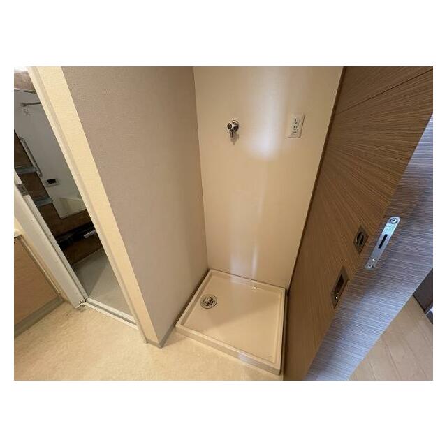 「脱衣所」室内に洗濯機設置可能な物件です。