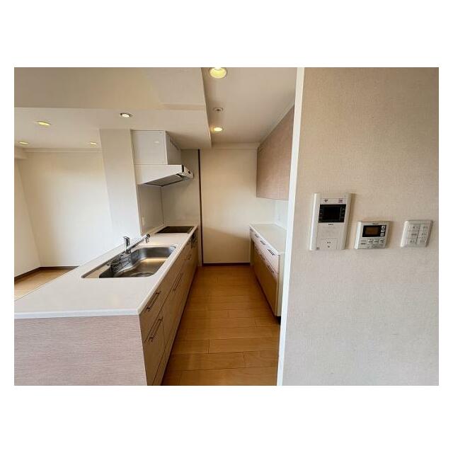 「キッチン」別角度写真です。