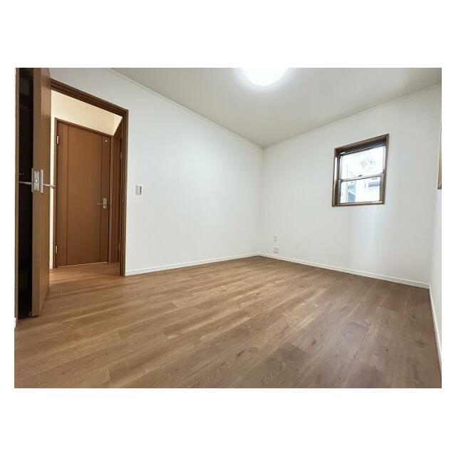 「西側洋室約6帖」