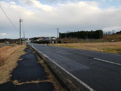 前面道路より