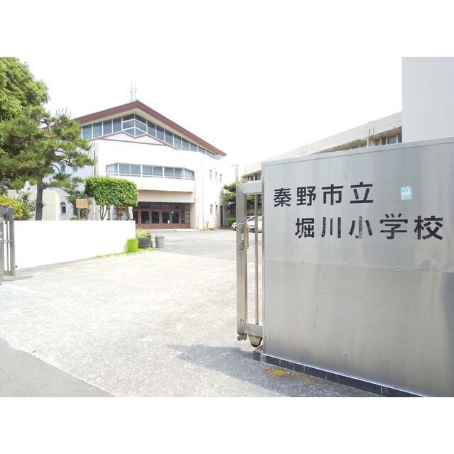apartment 堀山下