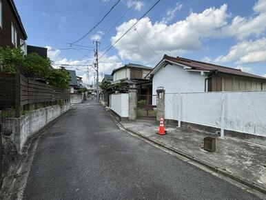 香久山西部土地区画性事業地に隣接します