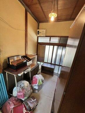 明るい玄関です