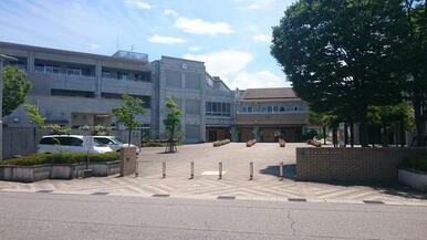 光陽小学校