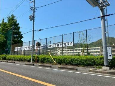 静岡市立服織小学校