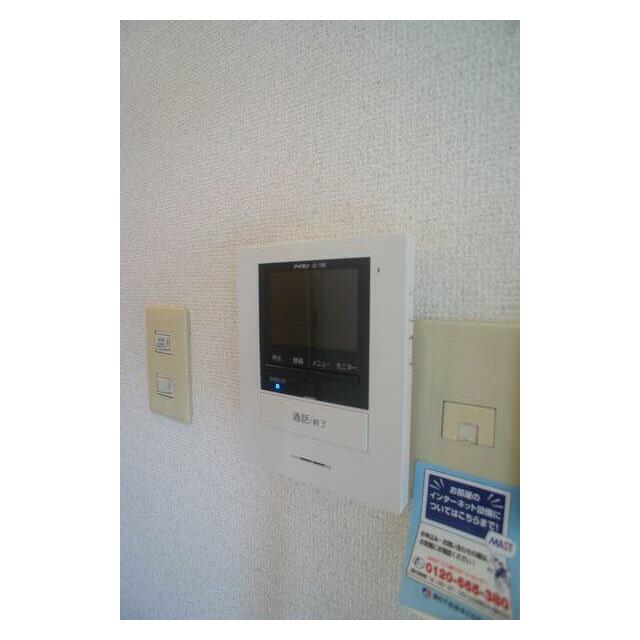 来客者を確認できるモニターフォンで安心☆