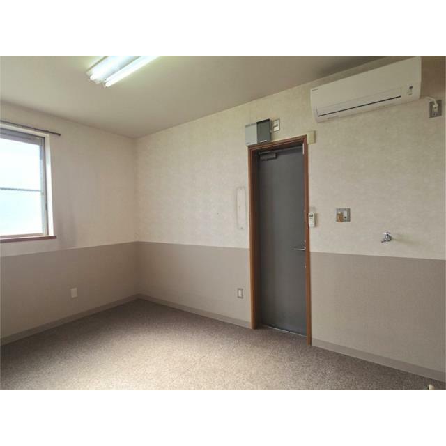 １階スタッフ室です。