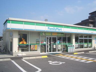 ファミリーマート　大津唐崎店