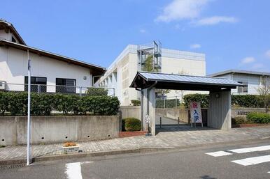 弥生が丘小学校