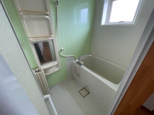 commercial 字鳥小屋