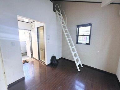 ※クリーニング前の写真です