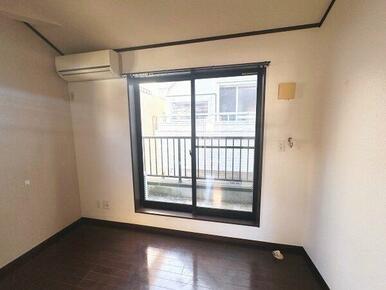 ※クリーニング前の写真です